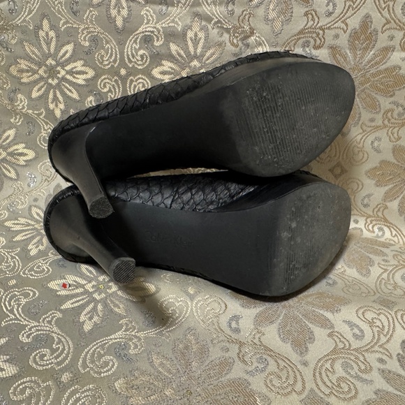 Calvin Klein heels - Picture 4 of 5